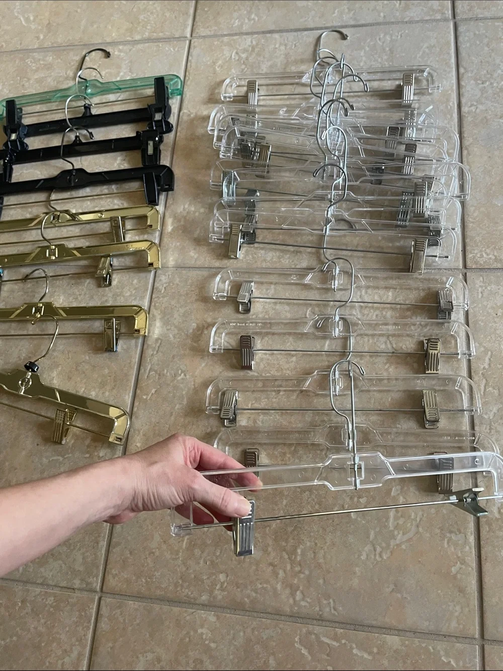 23 skirt hangers Clear and Gold Skirt/Pant Hangers with Clips 23 Pack